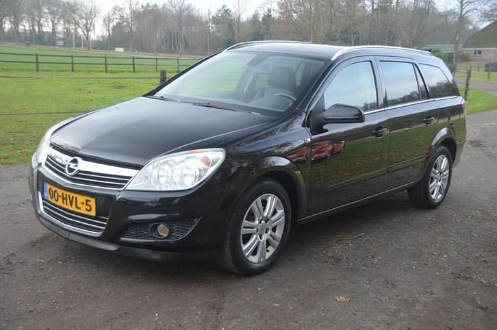 Occasion Opel Astra Cosmo 116 PK (85 kW) 2009 Zwart (metallic) Stationwagen