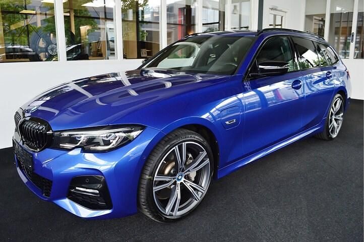 Occasion BMW 330e 296 PK (217 kW) 2022 Blauw Stationwagen