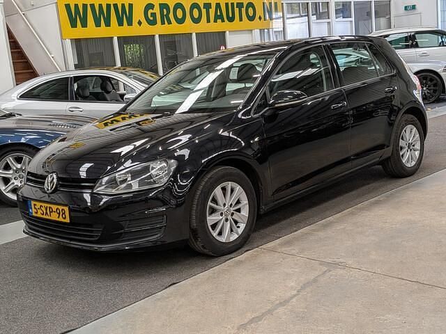 Zwart Gebruikt 2014 VW Golf VII Comfortline Hatchback | € 8.444 (Goede deal) - Afbeelding 1/4