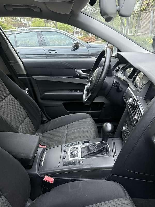 Zilver Gebruikt 2005 Audi A6 Sedan | € 4.000 (Goede deal) - Afbeelding 1/4