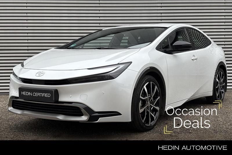 Wit Occasion 2025 Toyota Prius Executive Hatchback | € 39.945 (Eerlijke prijs) - Afbeelding 1/3