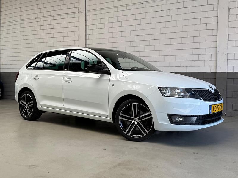 Wit Gebruikt 2015 Skoda Rapid Business Line Hatchback | € 9.250 (Eerlijke prijs) - Afbeelding 1/4