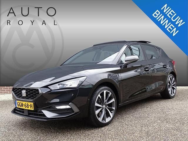 Zwart Gebruikt 2021 Seat Leon Business Hatchback | € 22.995 (Eerlijke prijs) - Afbeelding 1/4