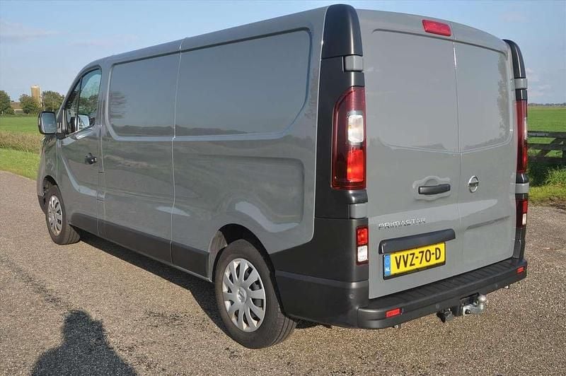 Occasion Nissan Primastar 131 PK (96 kW) 2023 Grijs MPV