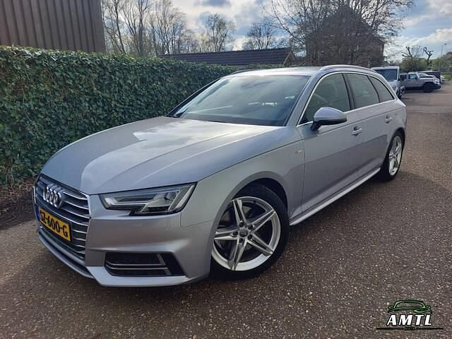 Grijs Gebruikt 2018 Audi A4 S-Line Stationwagen | € 21.900 - Afbeelding 1/4