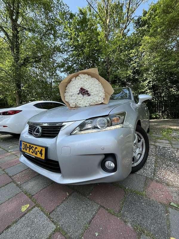 Gebruikt 2011 Lexus CT200h Executive Line Sedan | € 7.999 (Iets duurder) - Afbeelding 1/4