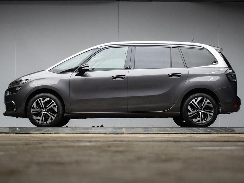 Grijs Gebruikt 2019 Citroën C4 SpaceTourer PureTech MPV | € 16.740 (Eerlijke prijs) - Afbeelding 1/4