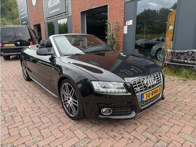 Zwart Gebruikt 2011 Audi A5 Cabriolet S-Line Cabriolet | € 13.850 (Eerlijke prijs) - Afbeelding 1/4