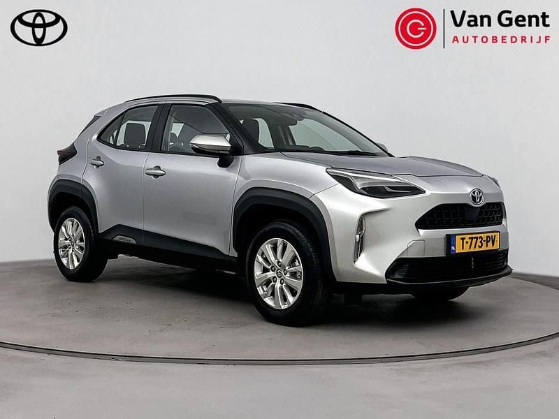 Grijs Gebruikt 2023 Toyota Yaris Cross Active SUV | € 27.499 (Eerlijke prijs) - Afbeelding 1/4