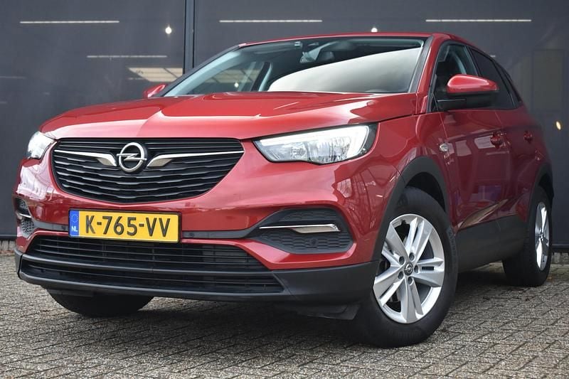 Rood Occasion 2021 Opel Grandland X Edition+ SUV | € 16.895 (Goede deal) - Afbeelding 1/4