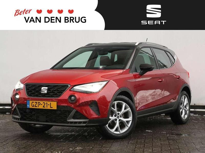 Rood Occasion 2025 Seat Arona Business SUV | € 26.400 (Duur) - Afbeelding 1/4