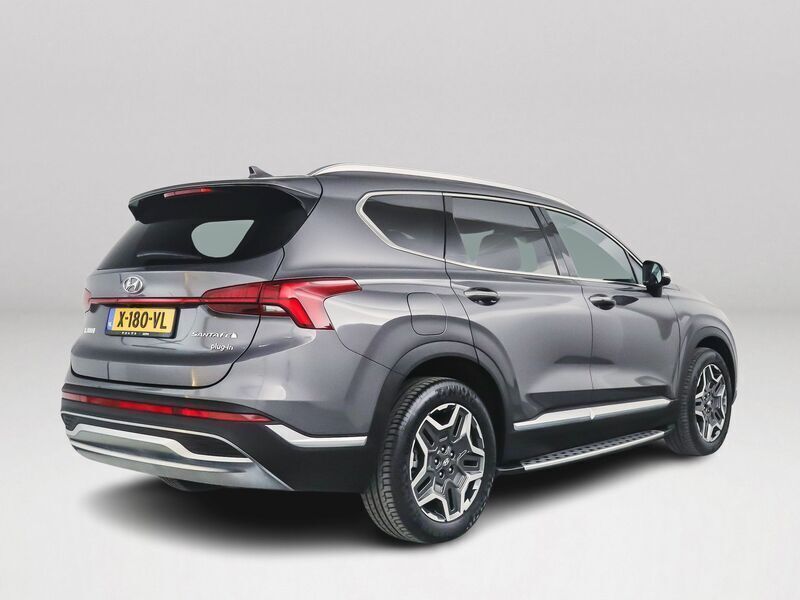 Occasion Hyundai Santa Fe Premium 266 PK (195 kW) 2024 Grijs SUV