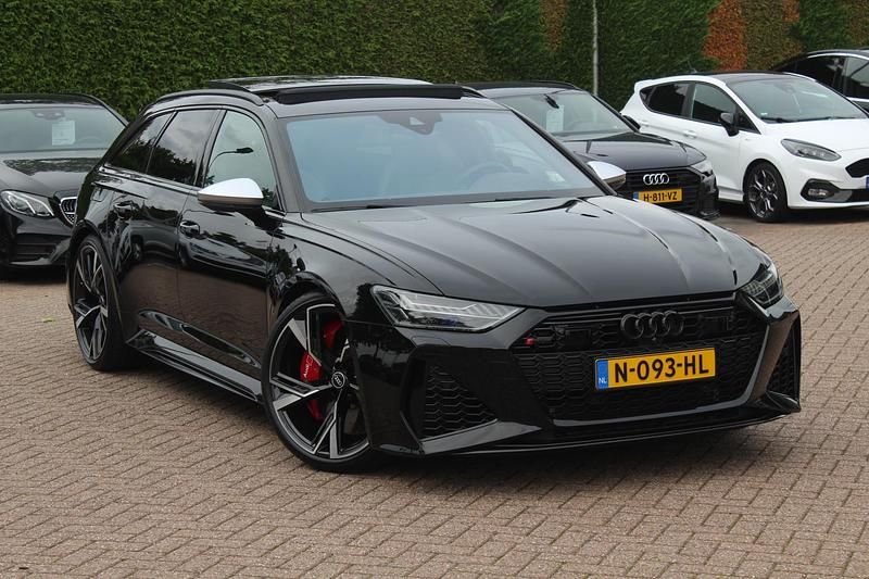 Zwart Gebruikt 2021 Audi RS6 S-Line Stationwagen | € 106.950 - Afbeelding 1/4