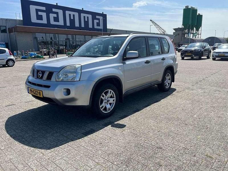 Grijs Gebruikt 2008 Nissan X-Trail XE SUV | € 5.000 - Afbeelding 1/4