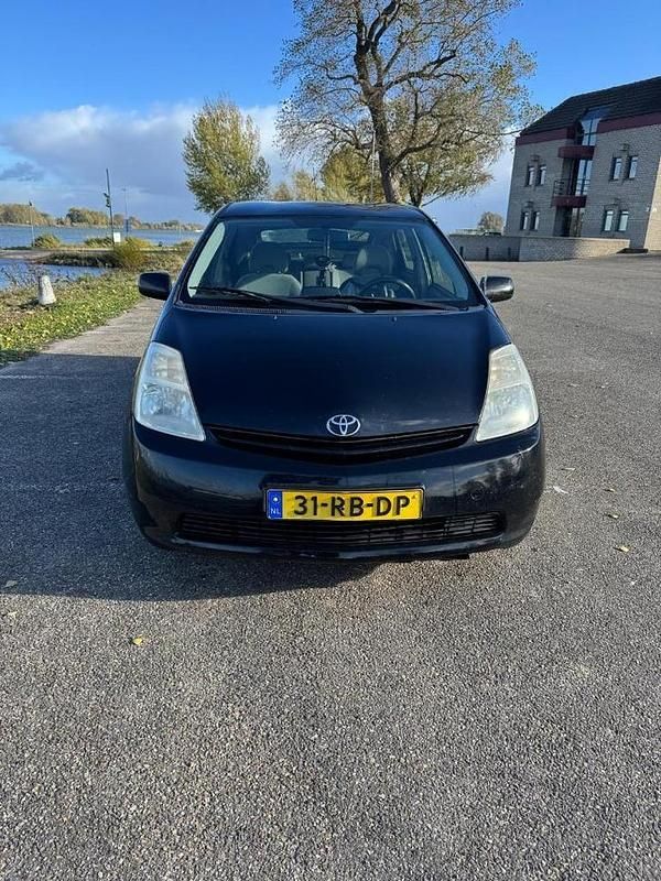 Gebruikt 2005 Toyota Prius | € 3.000 (Eerlijke prijs) - Afbeelding 1/4