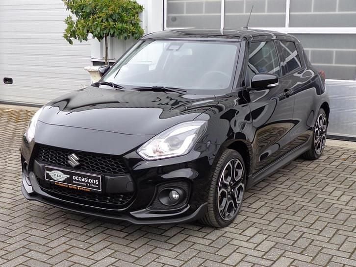 Zwart Gebruikt 2020 Suzuki Swift Sport Hatchback | € 19.500 (Eerlijke prijs) - Afbeelding 1/4