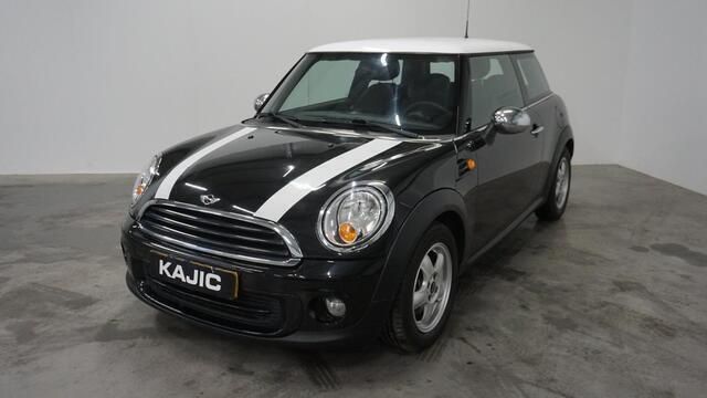 Zwart Gebruikt 2012 Mini ONE Pepper Hatchback | € 6.450 (Eerlijke prijs) - Afbeelding 1/4