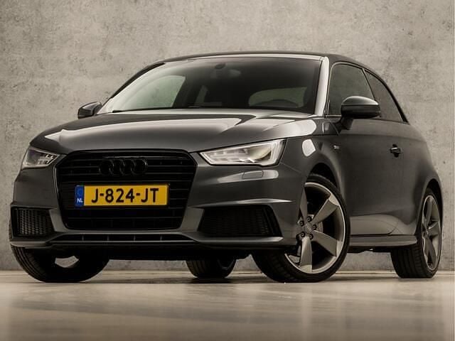 Grijs Gebruikt 2015 Audi A1 Sport Hatchback | € 14.745 (Eerlijke prijs) - Afbeelding 1/4