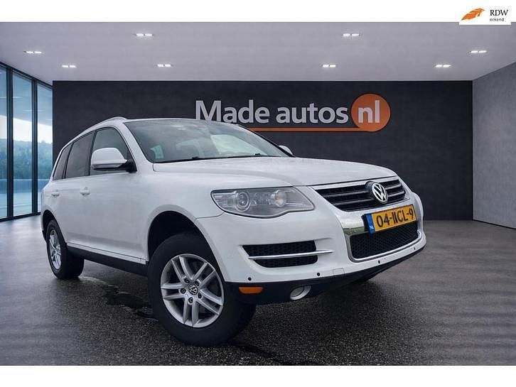 Wit Occasion 2008 VW Touareg SUV | € 9.950 (Super prijs) - Afbeelding 1/4