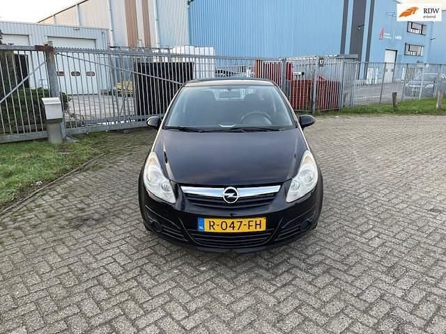 Zwart Occasion 2009 Opel Corsa Business Hatchback | € 1.799 (Goede deal) - Afbeelding 1/4