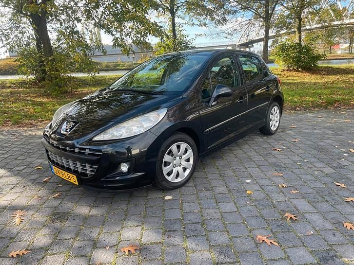 Gebruikt 2011 Peugeot 207 | € 2.250 (Eerlijke prijs) - Afbeelding 1/4