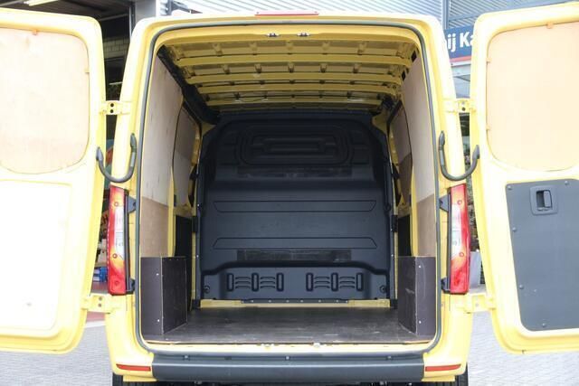 Occasion Mercedes Sprinter 116 PK (85 kW) 2021 Geel Van