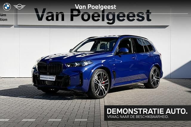 Bmw individual interlagos blue metallic (blauw metallic) Occasion 2025 BMW X5 M Sport SUV | € 122.900 - Afbeelding 1/4