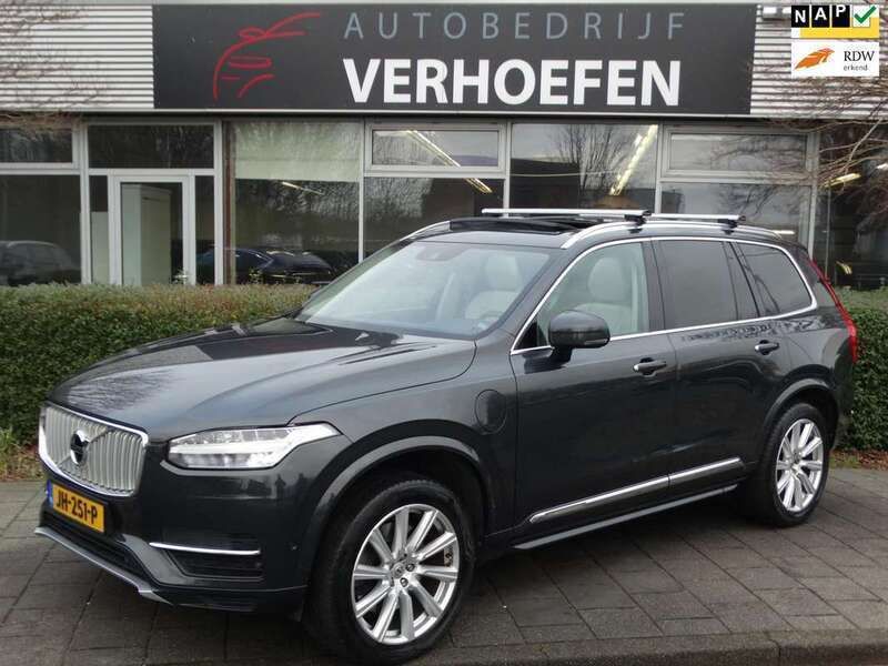 Grijs, metallic lak Gebruikt 2016 Volvo XC90 Inscription SUV | € 22.950 (Eerlijke prijs) - Afbeelding 1/4