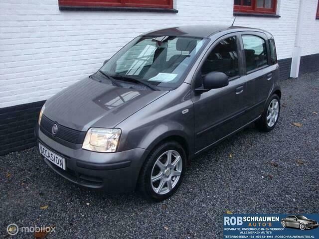 Grijs Gebruikt 2012 Fiat Panda Classica Hatchback | € 5.850 (Eerlijke prijs) - Afbeelding 1/4