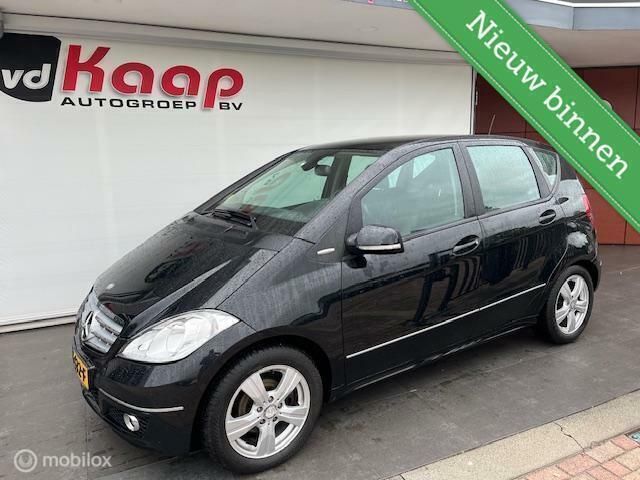 Zwart Gebruikt 2011 Mercedes A180 Avantgarde MPV | € 3.950 (Eerlijke prijs) - Afbeelding 1/4
