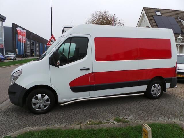 Wit Gebruikt 2015 Nissan NV400 Acenta Van | € 8.950 - Afbeelding 1/4