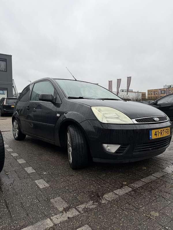 Occasion Ford Fiesta Ambiente 69 PK (50 kW) 2005 Sedan