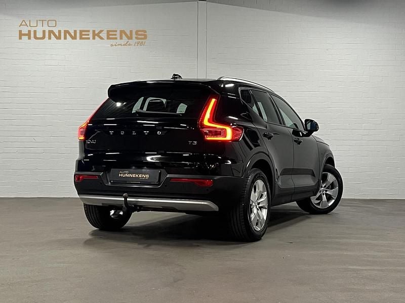 Occasion Volvo XC40 Momentum 2022 Zwart SUV