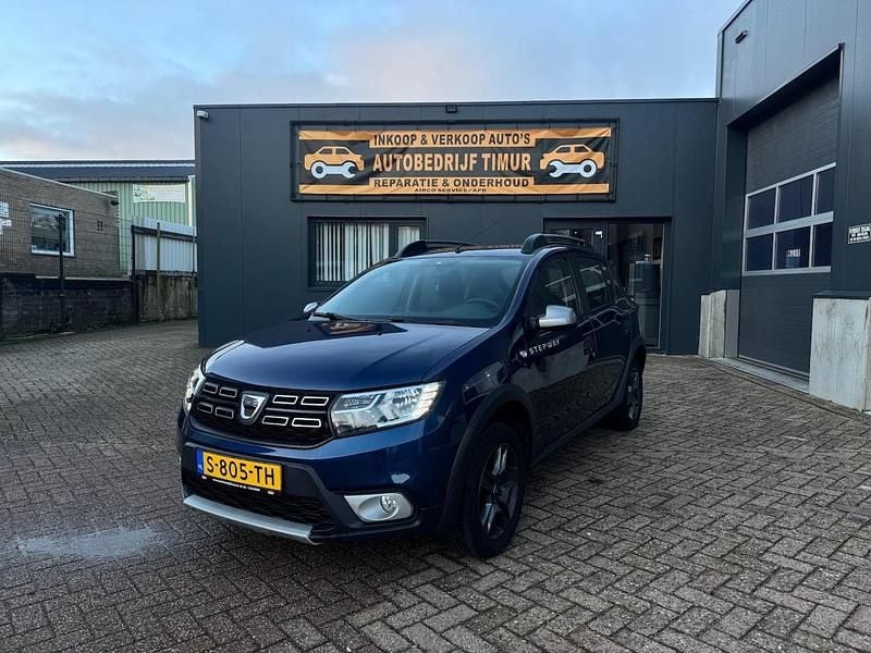 Blauw (metallic) Gebruikt 2018 Dacia Sandero Hatchback | € 6.995 (Goede deal) - Afbeelding 1/4