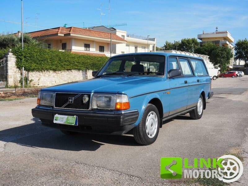 Blauw Gebruikt 1988 Volvo 240 Stationwagen | € 6.990 - Afbeelding 1/4