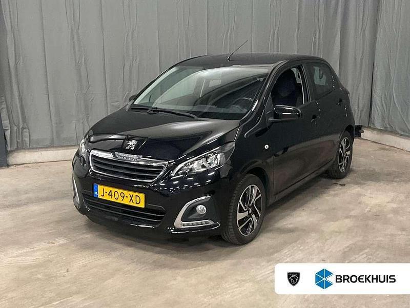 Zwart Gebruikt 2020 Peugeot 108 Allure Hatchback | € 10.945 (Eerlijke prijs) - Afbeelding 1/4