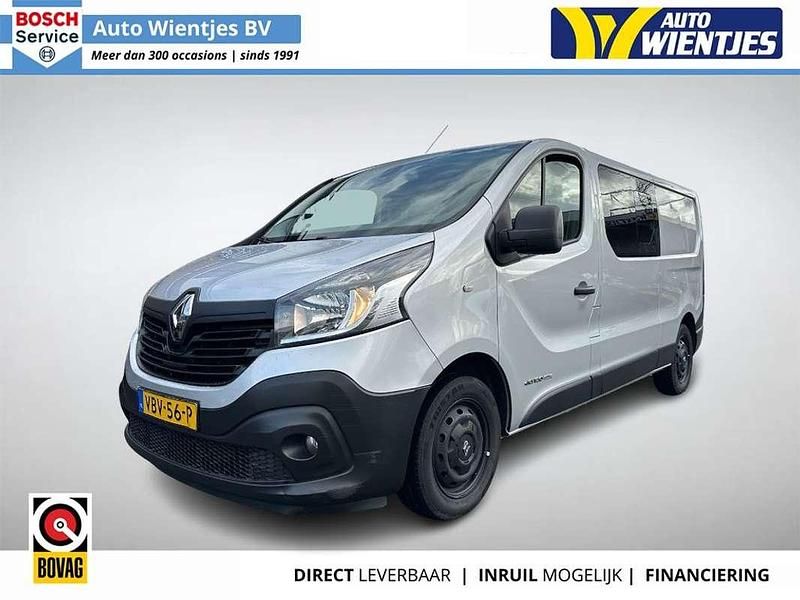 Grijs Gebruikt 2015 Renault Trafic Van | € 7.950 (Duur) - Afbeelding 1/4