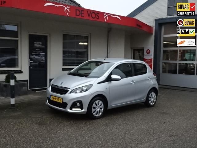 Grijs (metallic) Gebruikt 2019 Peugeot 108 Active Hatchback | € 8.750 (Eerlijke prijs) - Afbeelding 1/4
