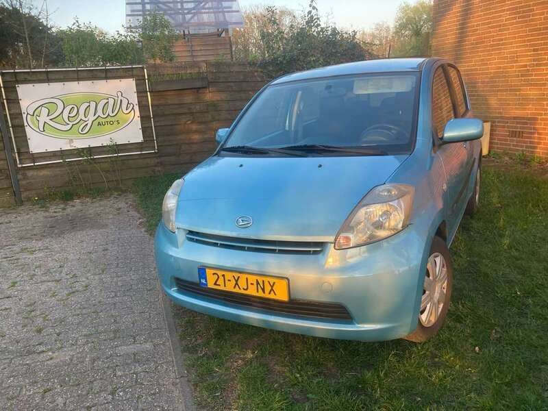 Blauw Gebruikt 2007 Daihatsu Sirion Hatchback | € 2.250 (Goede deal) - Afbeelding 1/4