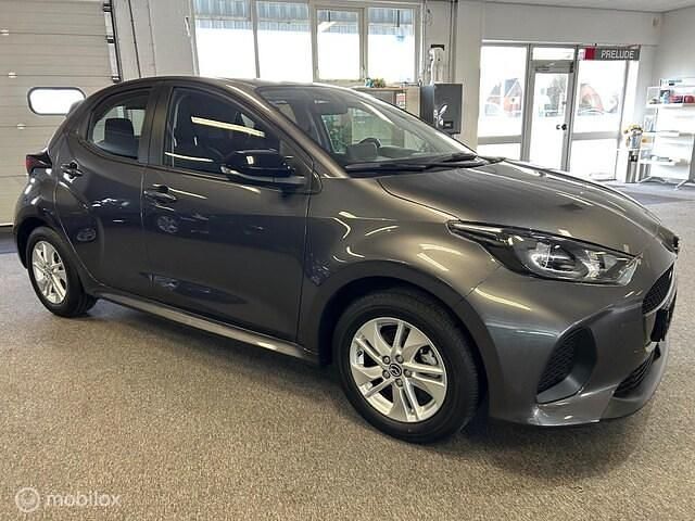 Occasion Toyota Yaris Hybrid Active 2025 Grijs (metallic) Hatchback