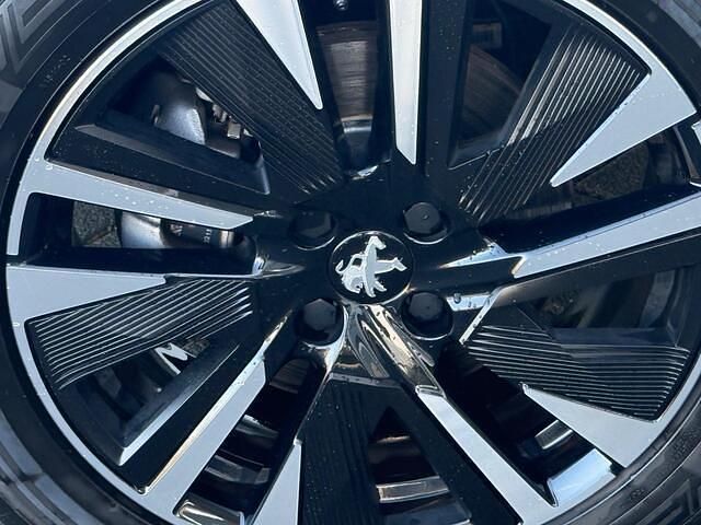 Occasion Peugeot e-2008 GTi 100 kW (136 PK) 2022 Wit (metallic) SUV