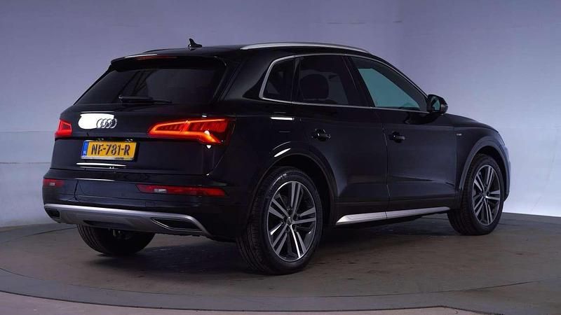 Zwart Gebruikt 2017 Audi Q5 SUV | € 29.250 (Goede deal) - Afbeelding 1/4