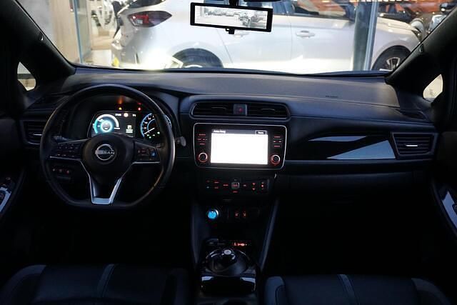 Occasion Nissan Leaf 360º 110 kW (150 PK) 2024 Grijs Hatchback