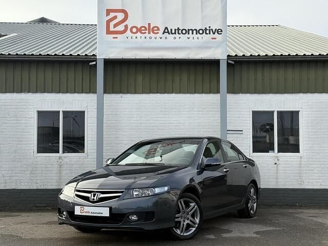Grijs Gebruikt 2008 Honda Accord Executive Sedan | € 9.995 (Duur) - Afbeelding 1/4