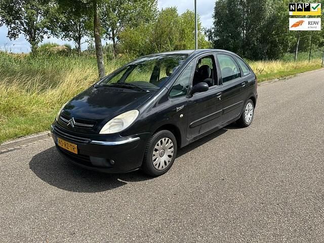 Zwart Gebruikt 2005 Citroën Xsara Picasso Attraction MPV | € 450 (Super prijs) - Afbeelding 1/4