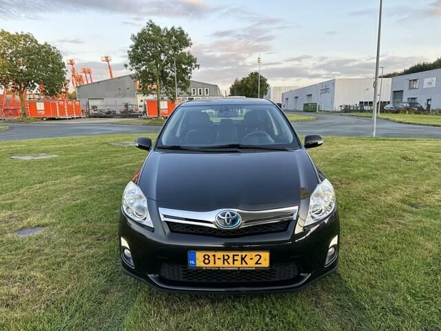 Occasion Toyota Auris Executive 99 PK (72 kW) 2011 Zwart Hatchback