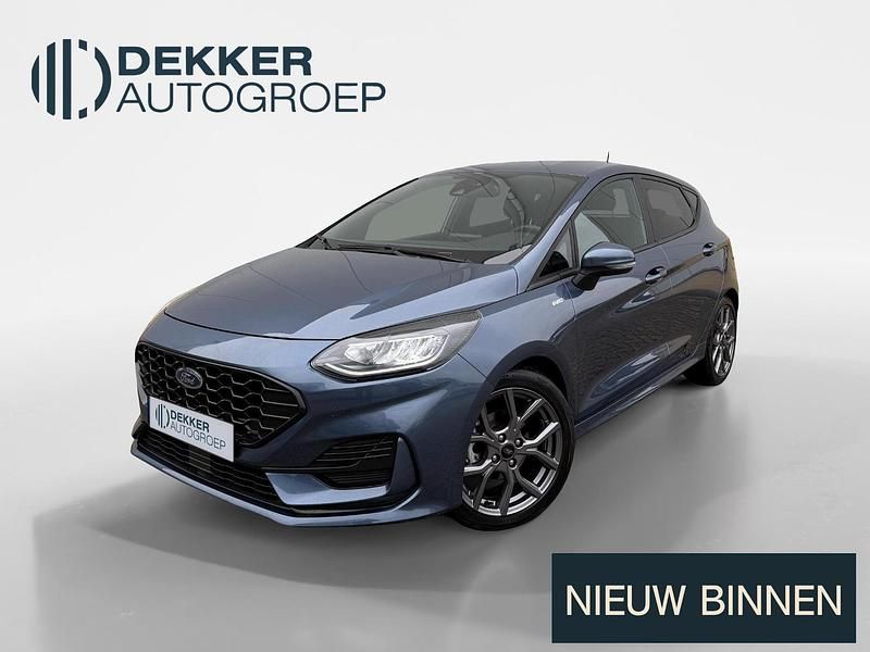 Blauw Occasion 2023 Ford Fiesta ST-Line Hatchback | € 20.945 (Iets duurder) - Afbeelding 1/4