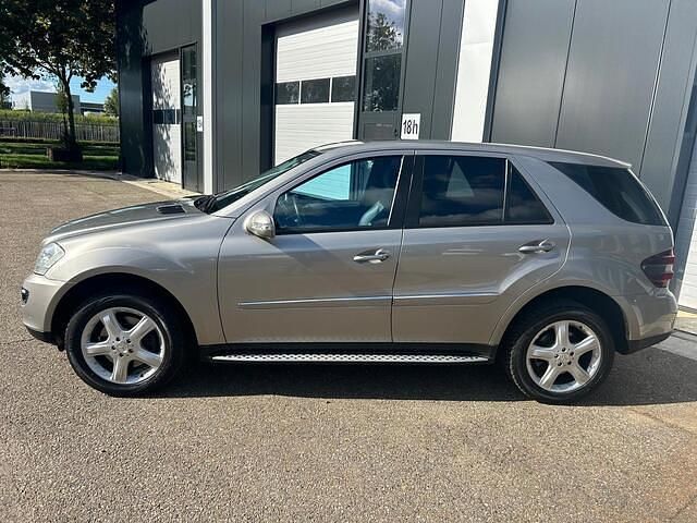 Occasion Mercedes 500 306 PK (225 kW) 2006 Grijs SUV