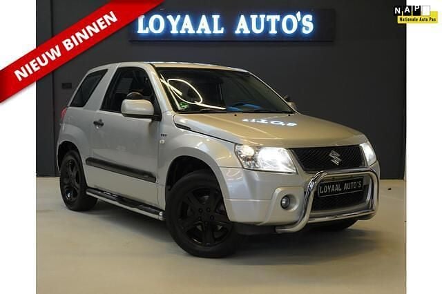 Grijs Gebruikt 2007 Suzuki Grand Vitara SUV | € 5.499 (Eerlijke prijs) - Afbeelding 1/4