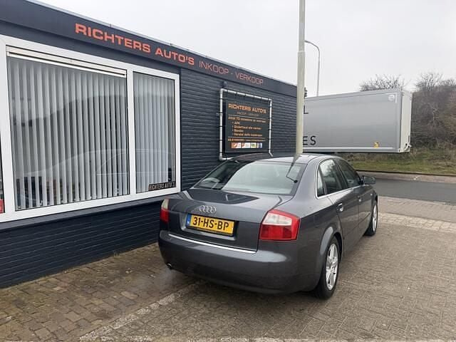 Occasion Audi A4 Exclusive 102 PK (75 kW) 2002 Grijs (metallic) Sedan